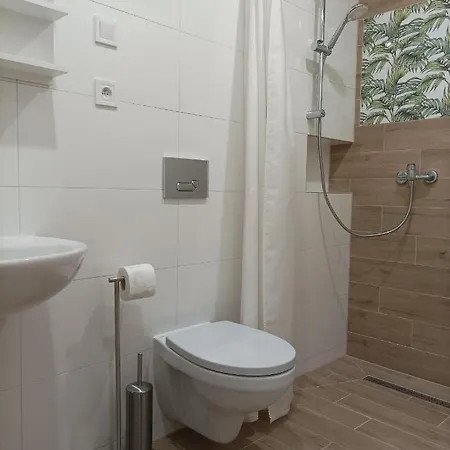 ホームステイ Pod Jaskolka