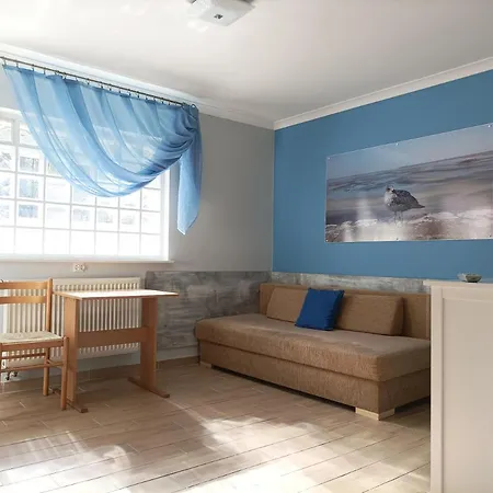 Pod Jaskolka ホームステイ ウストカ