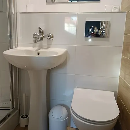 Pod Jaskolka ウストカ