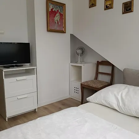 בית אירוח Pod Jaskolka אוסטקה